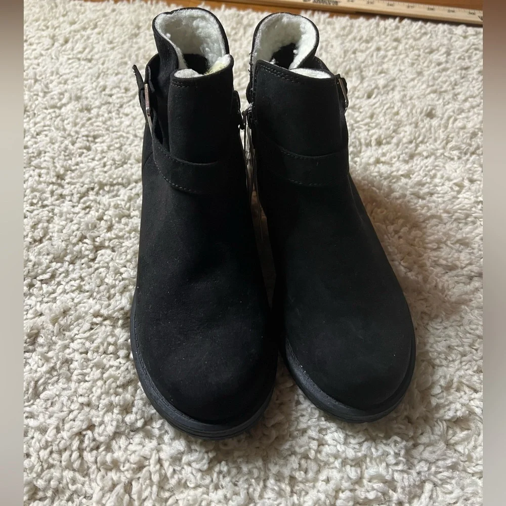 Kids Size 3 Justice Black Fleece Ankle Boots NWT